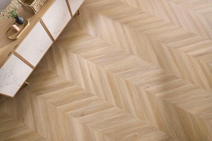 F28370 Premium Oak — Richmond SPC Chevron Flooring